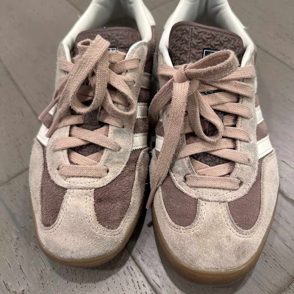 adidas Beige and Brown Suede Low-Top Sneakers